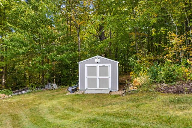 662 NH Route 129, Loudon, NH 03307