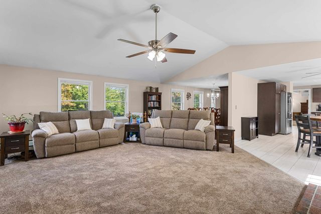 662 NH Route 129, Loudon, NH 03307