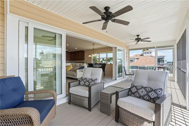222 Flamingo ST, Fort Myers Beach, FL 33931