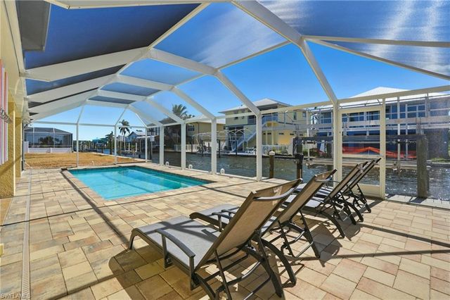 222 Flamingo ST, Fort Myers Beach, FL 33931