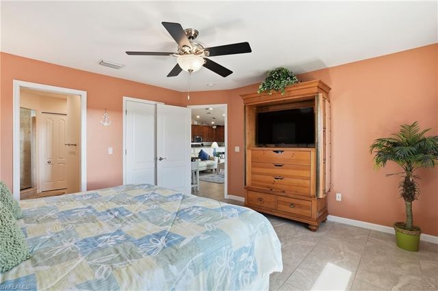 222 Flamingo ST, Fort Myers Beach, FL 33931