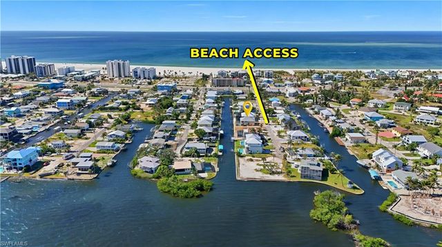 222 Flamingo ST, Fort Myers Beach, FL 33931