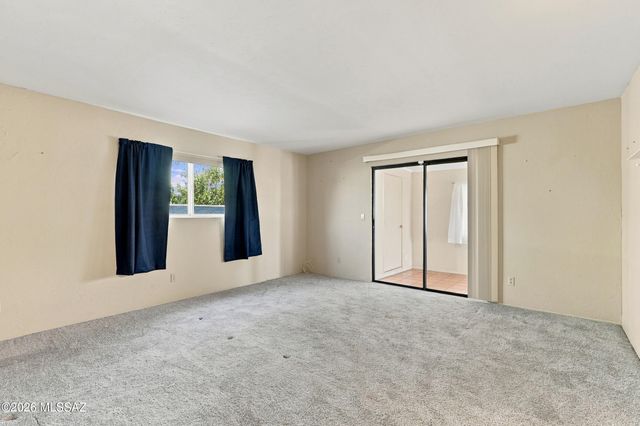 9127 E Calle Diego, Tucson, AZ 85710