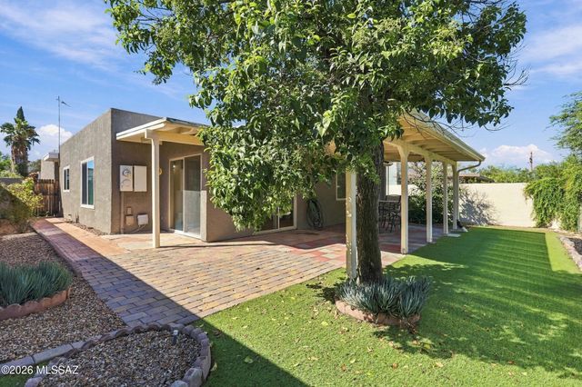 9127 E Calle Diego, Tucson, AZ 85710