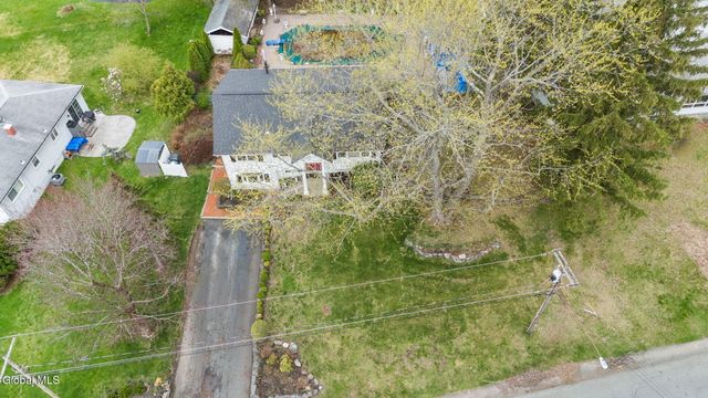 17 Cherry Lane, Brunswick, NY 12180