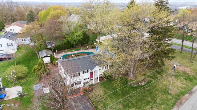 17 Cherry Lane, Brunswick, NY 12180