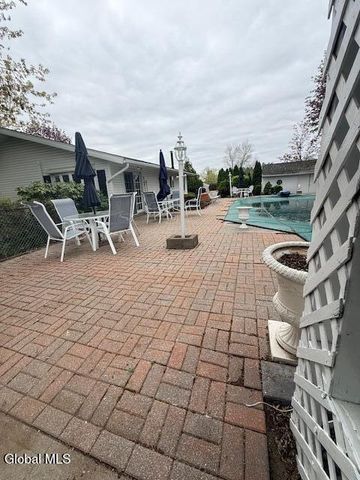 17 Cherry Lane, Brunswick, NY 12180