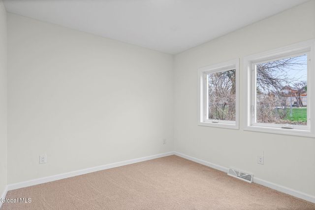 2004 Foster Avenue, Schenectady, NY 12308