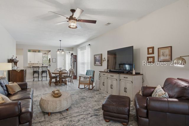 118 Lazy Daisy Dr, Bluffton, SC 29909