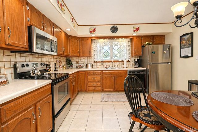 96 Edgewood Drive, Central Valley, NY 10917
