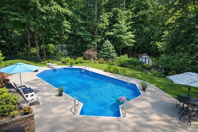 96 Edgewood Drive, Central Valley, NY 10917