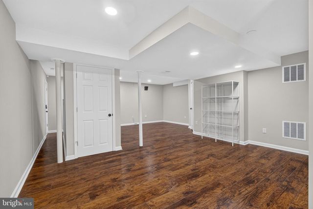 11312 LAPHAM DR, Oakton, VA 22124
