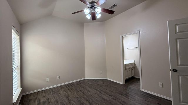 13615 Evening Wind Drive, Pearland, TX 77584