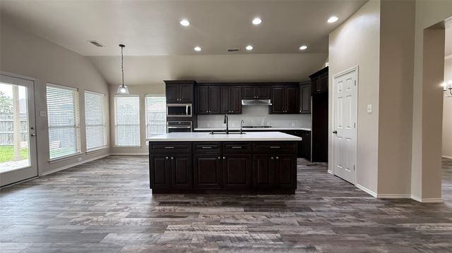 13615 Evening Wind Drive, Pearland, TX 77584