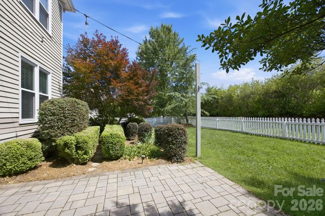 805 Celbridge Court, Charlotte, NC 28270