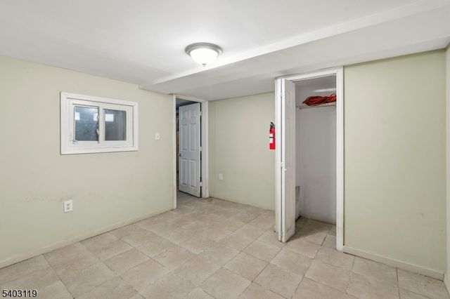 1124 Hampton Pl, Elizabeth City, NJ 07201