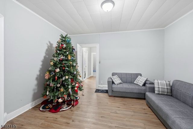 1124 Hampton Pl, Elizabeth City, NJ 07201