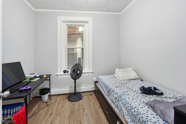 1124 Hampton Pl, Elizabeth City, NJ 07201