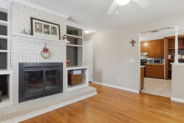 115 NE 8th Street, Moore, OK 73160