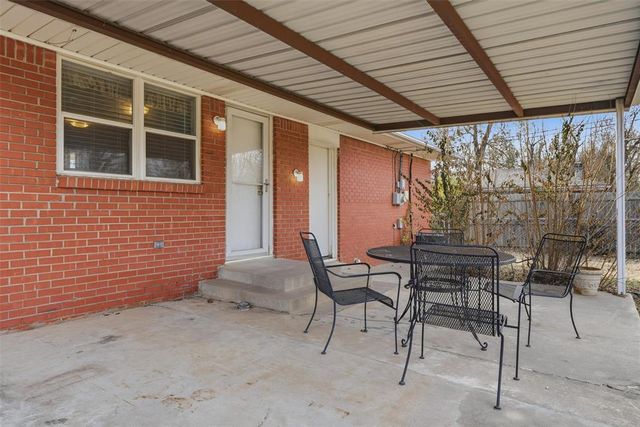 115 NE 8th Street, Moore, OK 73160