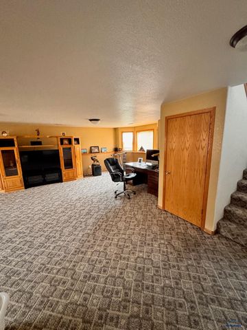 990 HAAKON, Rapid City, SD 57703