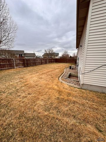 990 HAAKON, Rapid City, SD 57703
