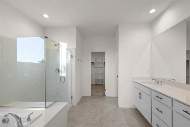 17727 Santa Lucia Court, Riverside, CA 92503