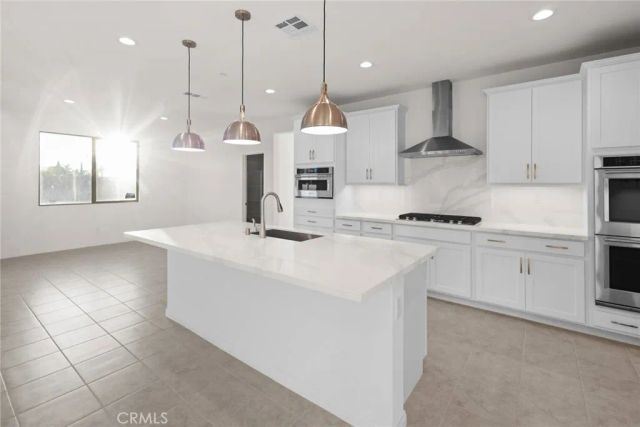 17727 Santa Lucia Court, Riverside, CA 92503