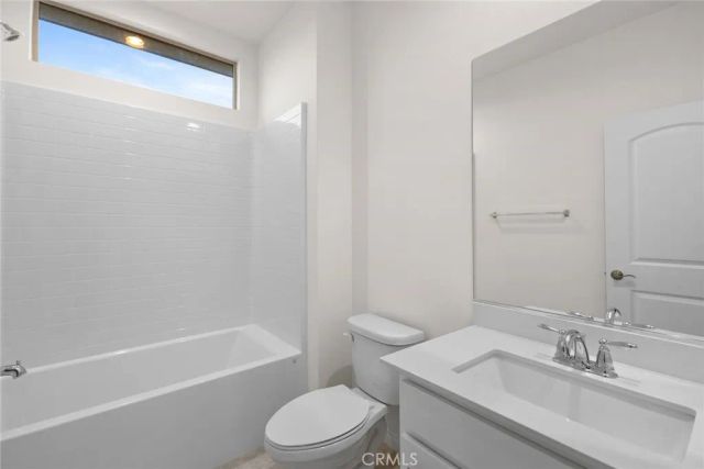 17727 Santa Lucia Court, Riverside, CA 92503
