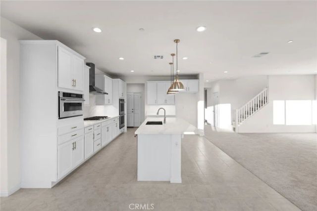 17727 Santa Lucia Court, Riverside, CA 92503