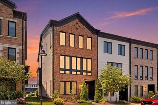 20375 CODMAN DR, Ashburn, VA 20147