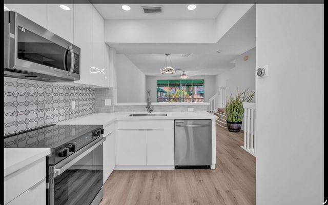 12666 NW 14th Place, Sunrise, FL 33323