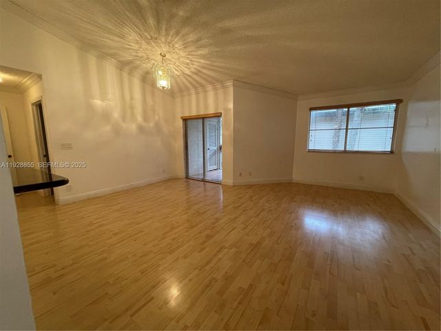 9755 Westview Dr 1223, Coral Springs, FL 33076