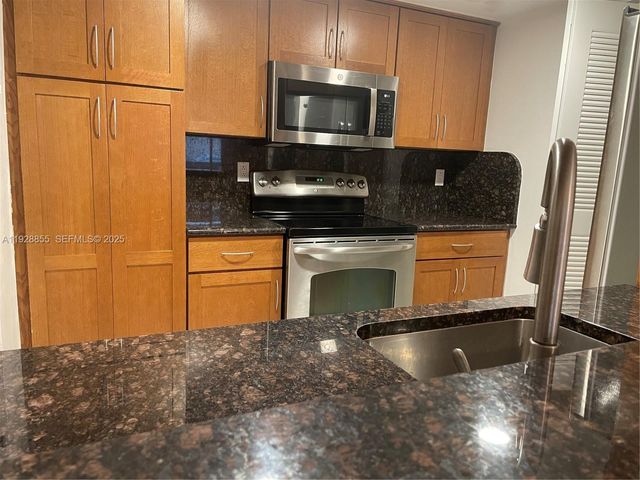 9755 Westview Dr 1223, Coral Springs, FL 33076