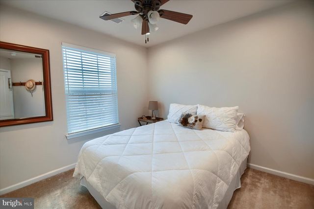 207 LAUREL LN, Perkasie, PA 18944