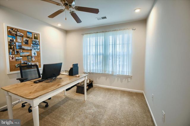 207 LAUREL LN, Perkasie, PA 18944