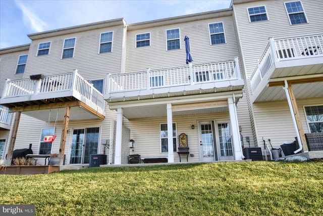 207 LAUREL LN, Perkasie, PA 18944