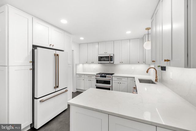 4510 MULLEN LN, Annandale, VA 22003