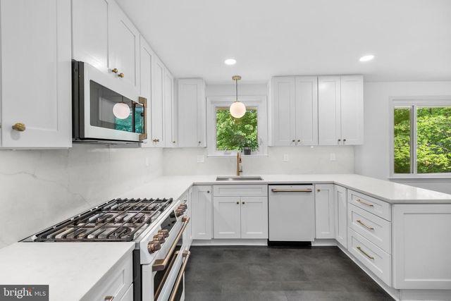 4510 MULLEN LN, Annandale, VA 22003