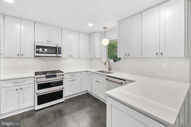 4510 MULLEN LN, Annandale, VA 22003