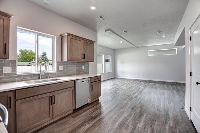 216 N Vercler Ln, Spokane Valley, WA 99216
