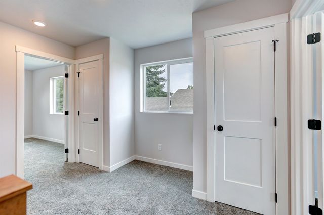 216 N Vercler Ln, Spokane Valley, WA 99216