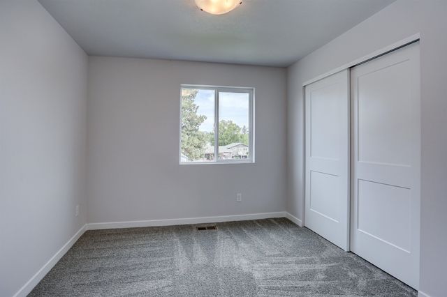 216 N Vercler Ln, Spokane Valley, WA 99216