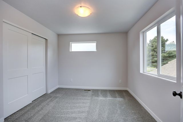 216 N Vercler Ln, Spokane Valley, WA 99216
