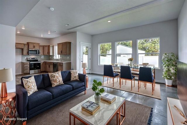 216 N Vercler Ln, Spokane Valley, WA 99216