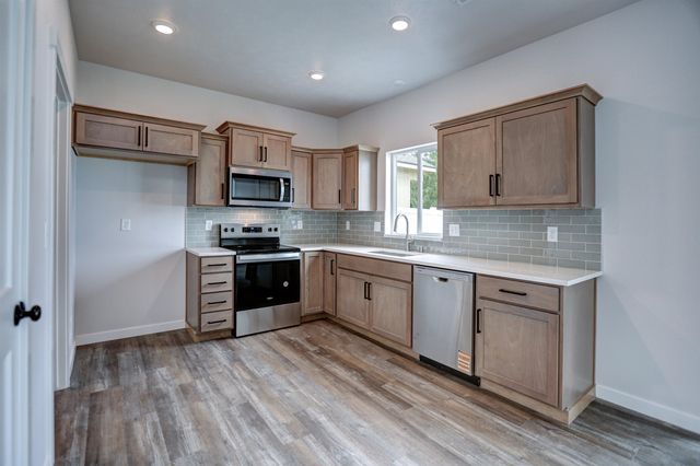 216 N Vercler Ln, Spokane Valley, WA 99216