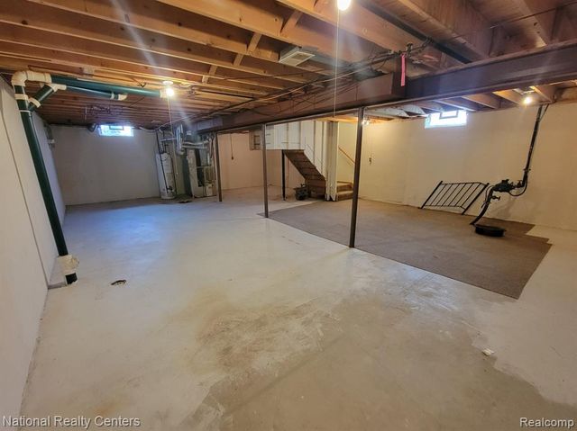 26811 Villa Calabrese, Warren, MI 48091