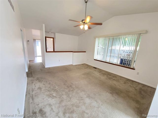 26811 Villa Calabrese, Warren, MI 48091