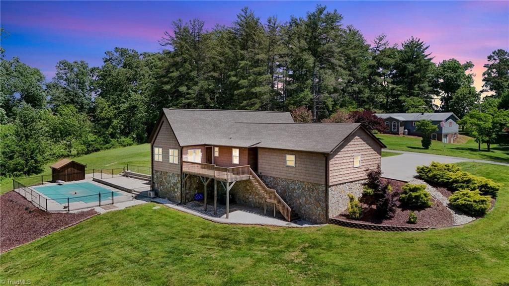 4962 Serenity Lane, Granite Falls, NC 28630