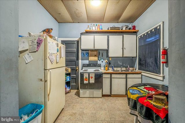 310 N SHAMOKIN ST, Shamokin, PA 17872